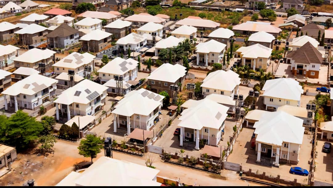 Oil Spring Estate, Lugbe - Executive 3-Bedroom Semi-Detached Bungalow (Shell Finish) — photo 3