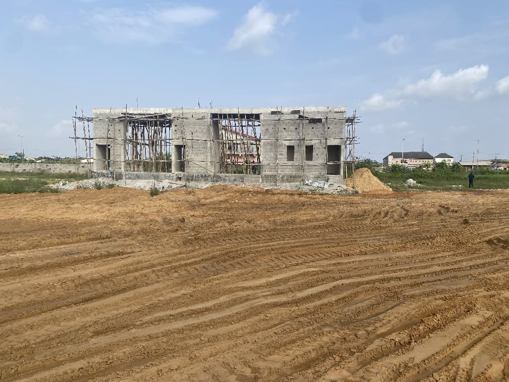 The Eagle Commercial: Prime 500SQM Business Hub on Lekki-Epe Expressway — photo 2