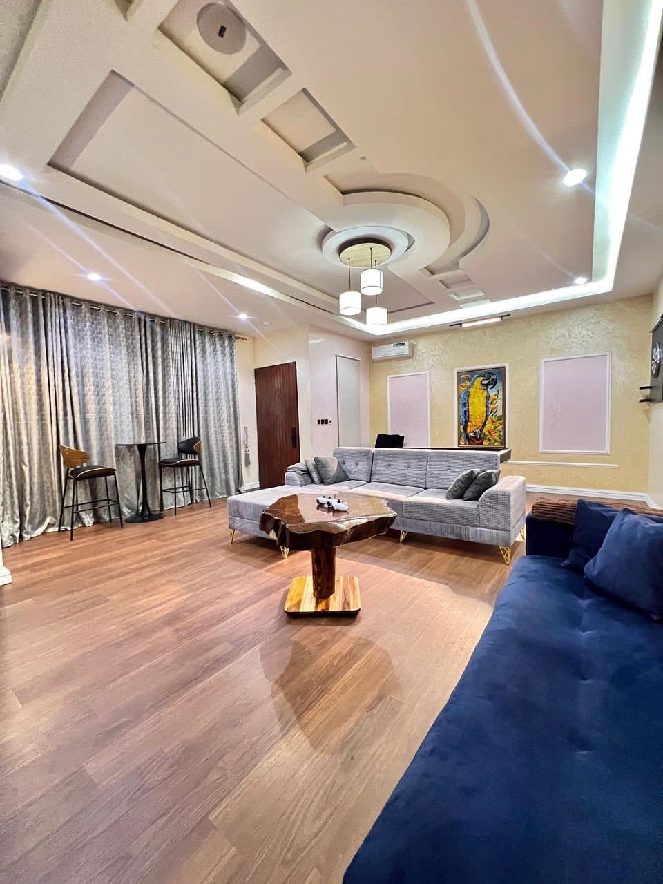 Cozy Nest: Luxury 3-Bedroom Apartment with Snooker & PS5, Jahi — photo 2